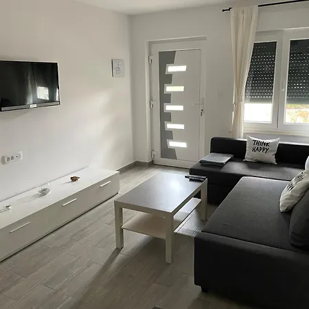 Tom Apartmán Mimice
